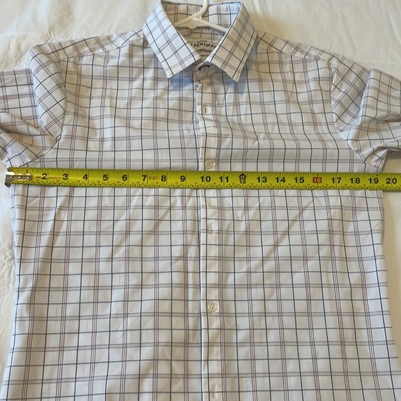 Mizzen and Main Leeward Button Down Size Small Trim Fit - Picture 4 of 5